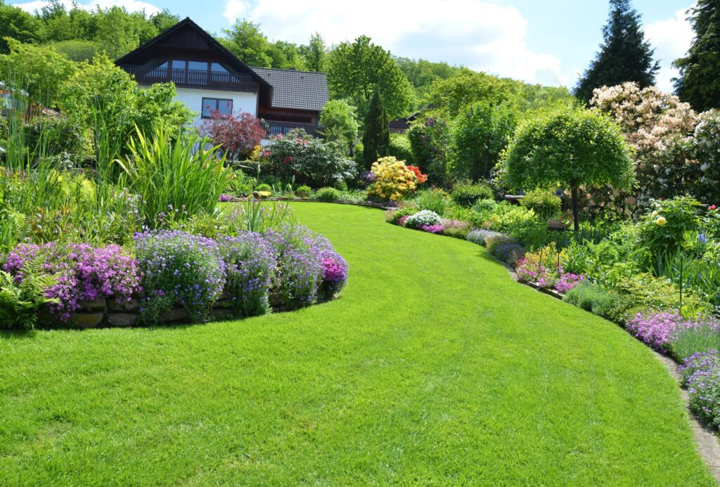 Lawn and Landscaping Company